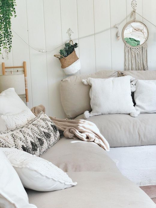 Paris Pack mit Hocker, Pouf, Teppich, Decke und Kissen