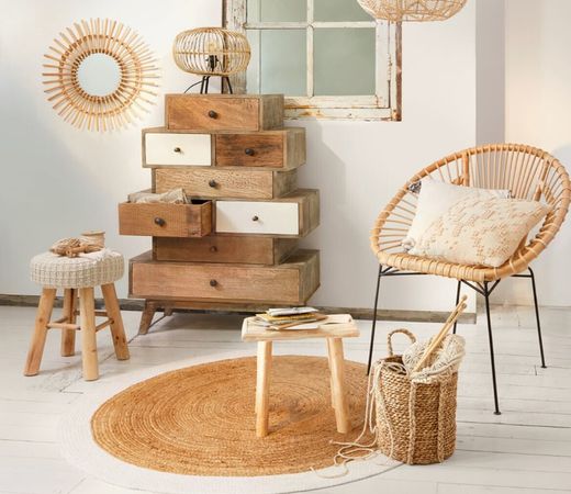 Set mit 3 Körben mit runden Griffen. Geflochtenes Schilfrohr, D. 22/26/34 cm